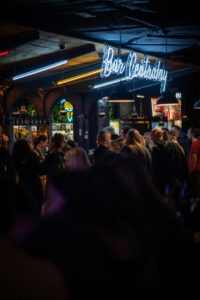 Listopad w Stacji Food Hall – Stacja WRZE! Pełny Harmonogram wydarzeń w Gdańsku